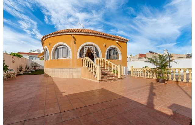 Resale - Villa - Ciudad Quesada - Rojales