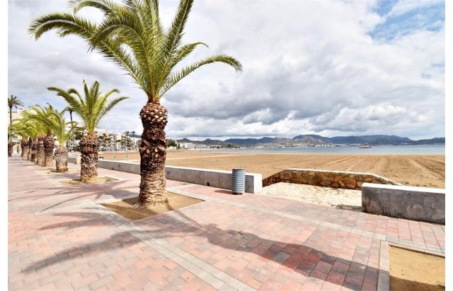Rynek pierwotny - Daszek - Puerto de mazarron - Playa del Puerto