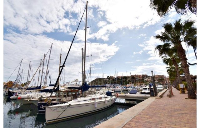 Rynek pierwotny - Daszek - Puerto de mazarron - Playa del Puerto