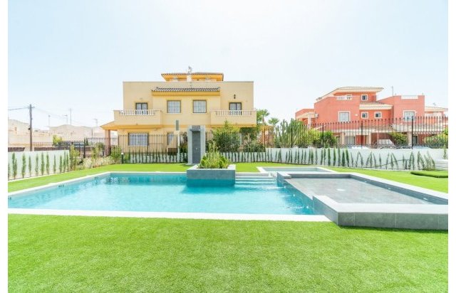Rynek pierwotny - Bungalow - Torrevieja - Los Balcones