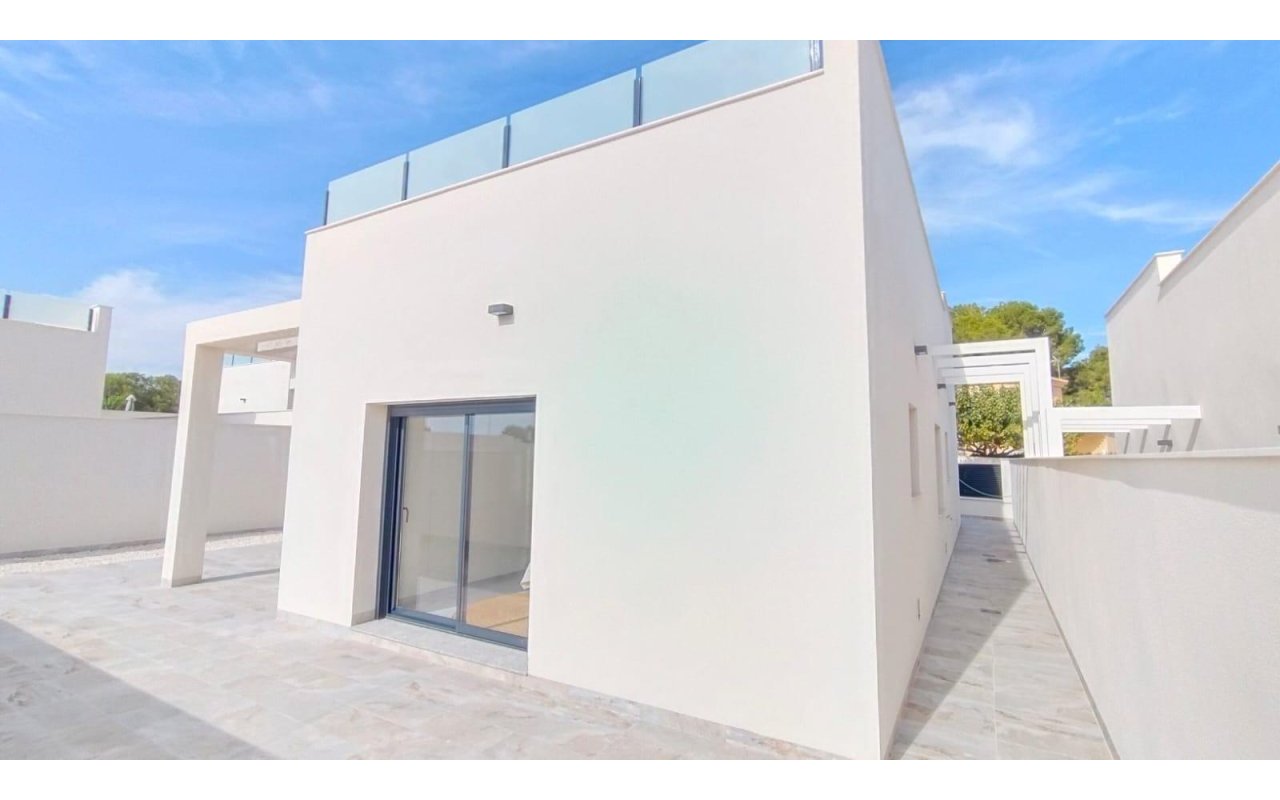 Obra nueva - Villa - Pilar de la Horadada - Pinar de Campoverde