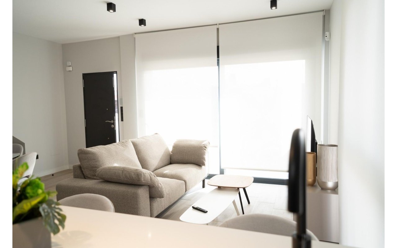 Rynek pierwotny - Town House - Orihuela Costa - Entre golf