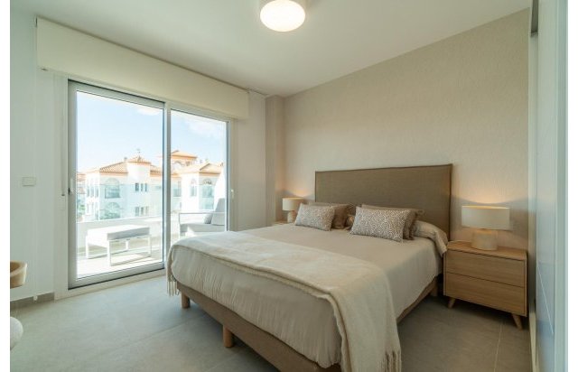 Rynek pierwotny - Daszek - Orihuela Costa - Playa Flamenca