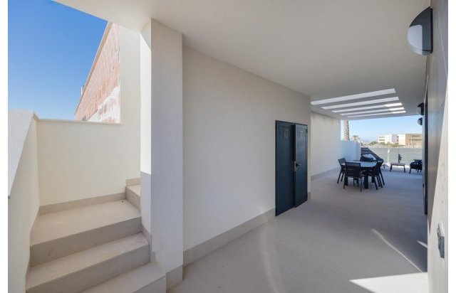 Rynek pierwotny - Villa - Torrevieja - Sector 25