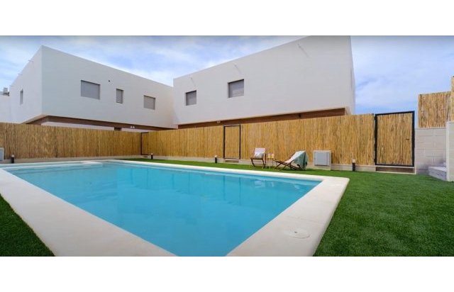 Rynek pierwotny - Town House - Orihuela Costa - PAU 26