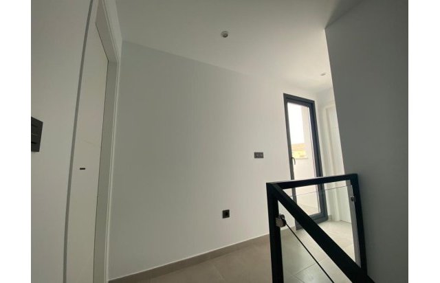 Rynek pierwotny - Villa - Los Alcázares - La Concha