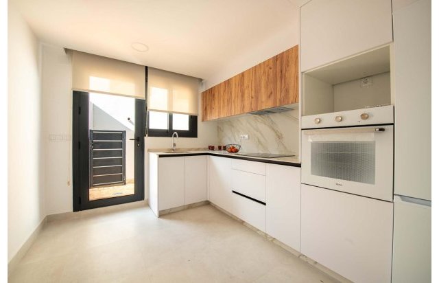 Rynek pierwotny - Town House - Cox - San Fernando