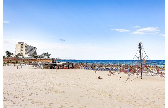 Rynek pierwotny - Villa - Orihuela Costa - La Zenia