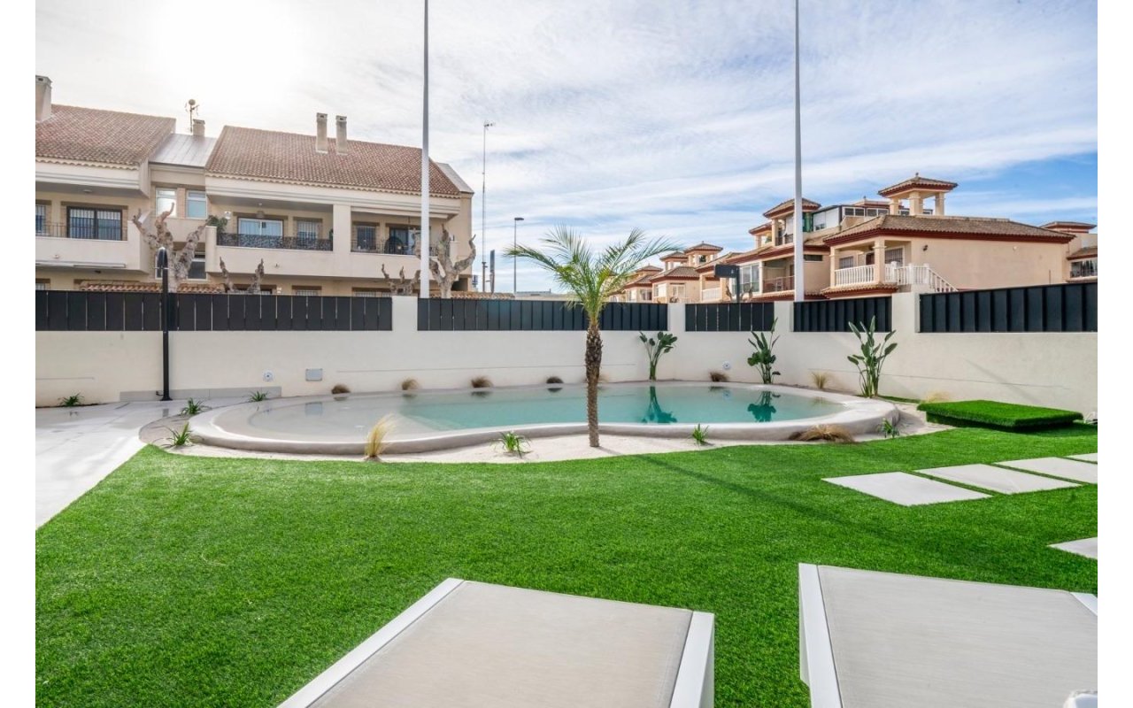 Rynek pierwotny - Villa - Torre Pacheco - Roldán