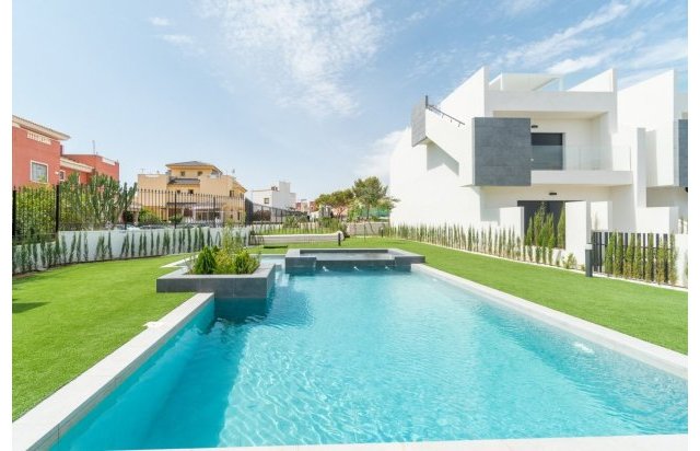 Rynek pierwotny - Bungalow - Torrevieja - Los Balcones