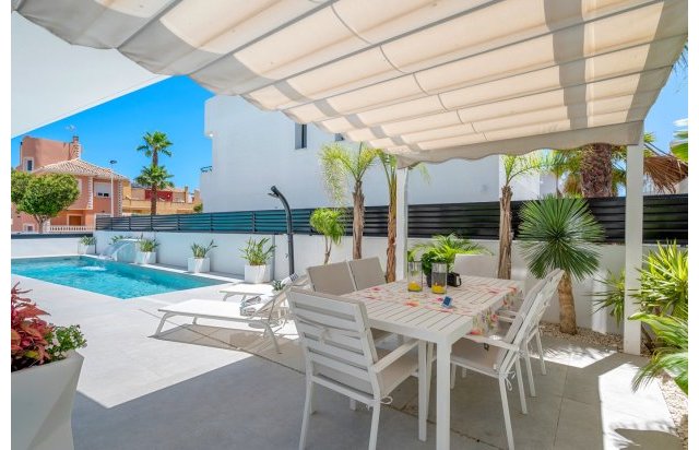 Reventa - Villa - Guardamar del Segura