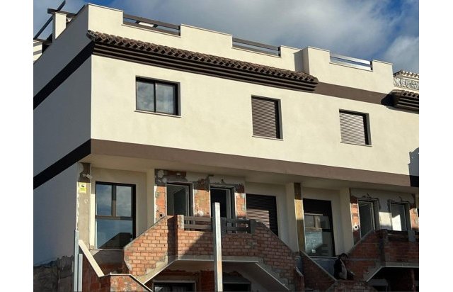 Rynek pierwotny - Town House - La Union - centro