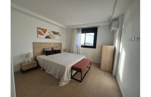 Rynek pierwotny - Town House - La Union - centro