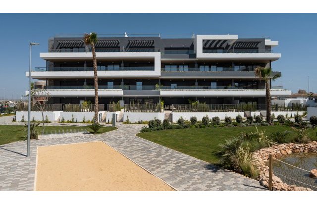Obra nueva - Piso - Torrevieja - Spain