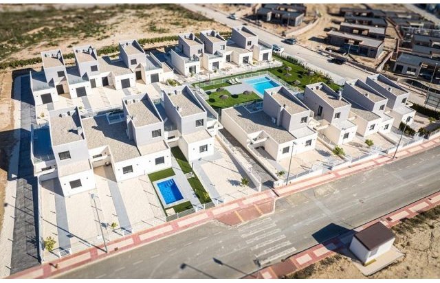 New Build - Town House - BAÑOS Y MENDIGO - Altaona Golf