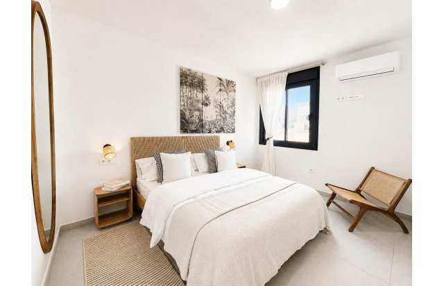 New Build - Town House - BAÑOS Y MENDIGO - Altaona Golf