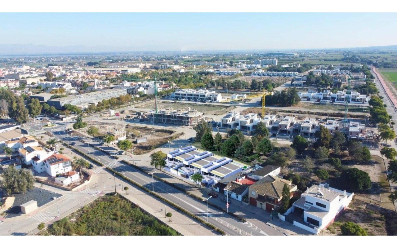 Obra nueva - Town House - Dolores - Sector 3