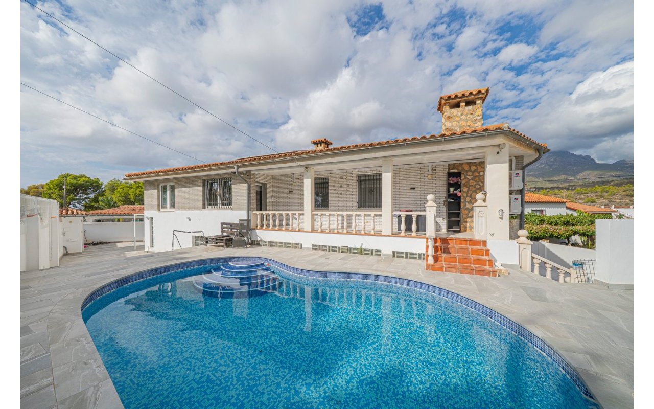 Resale - Villa - La Nucía - Panorama