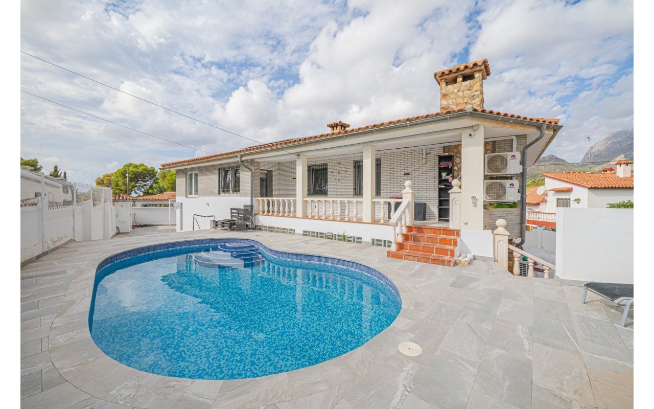 Resale - Villa - La Nucía - Panorama