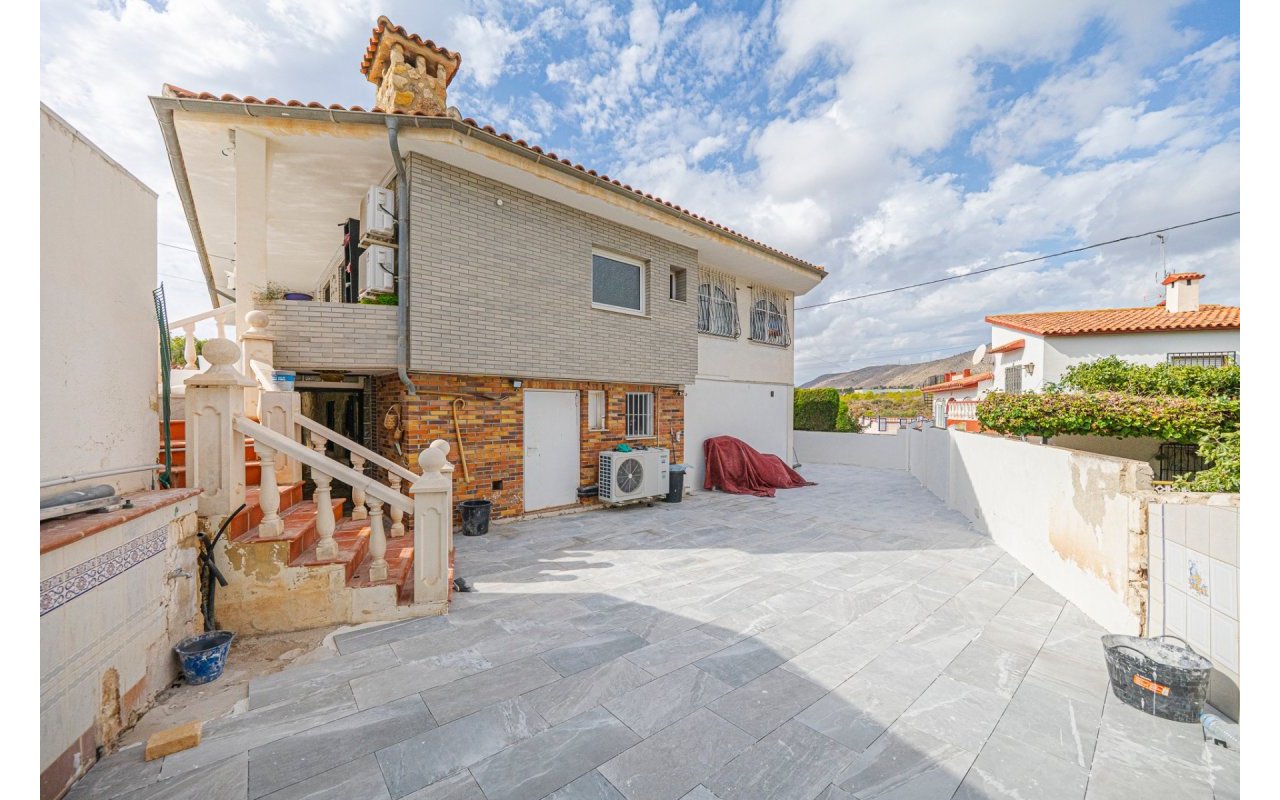 Resale - Villa - La Nucía - Panorama