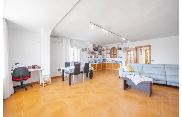 Resale - Villa - La Nucía - Panorama