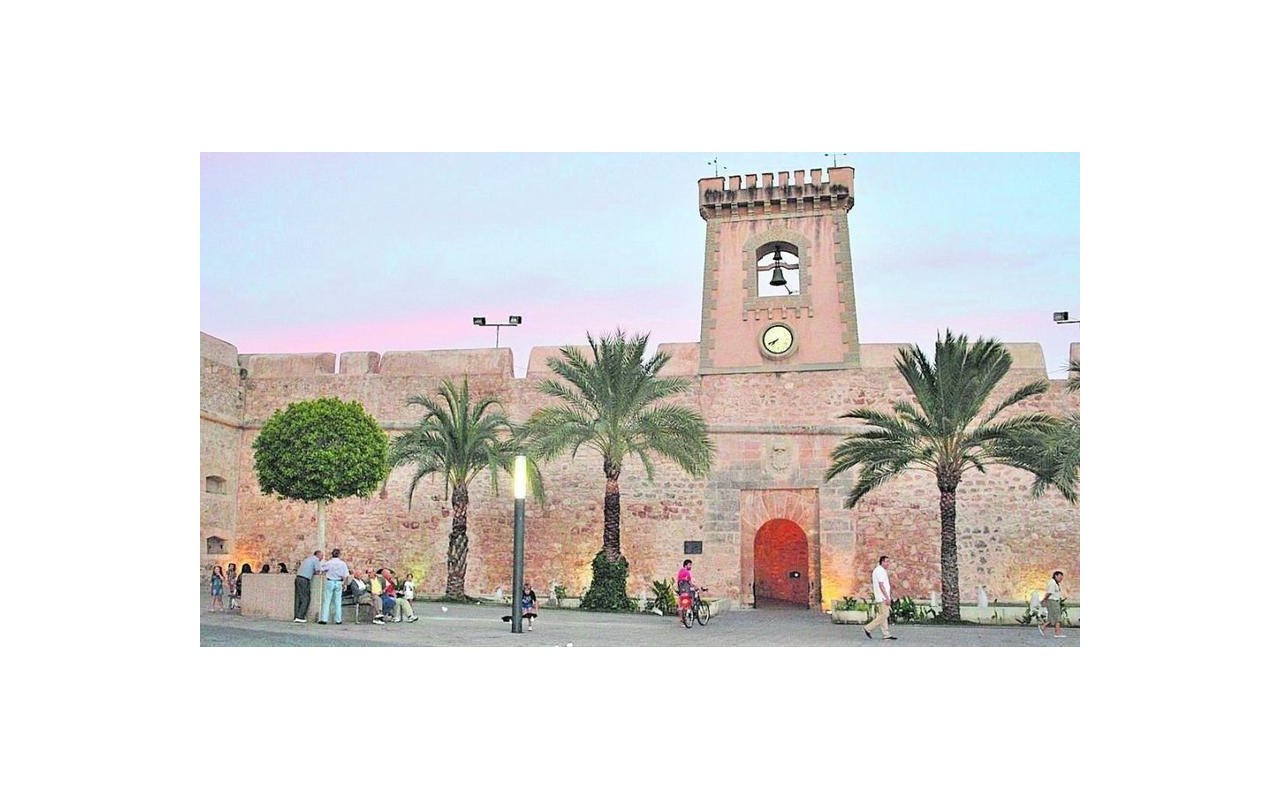 Rynek pierwotny - Daszek - Santa Pola - Playa Tamarit