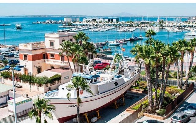Rynek pierwotny - Daszek - Santa Pola - Playa Tamarit